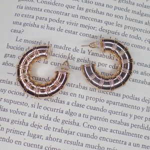 Arracada con aros chunky - chapa de oro 14k