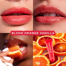 Cargar imagen en el visor de la galería, Bálsamo labial “Hydrating Tinted Lip Treatment Balm” tono Blood Orange Vanilla - Tower 28
