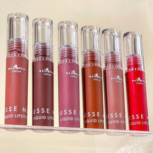 Cargar imagen en el visor de la galería, Labial mousse líquido “Mousse matte liquid lipstick” 12 tonos - Italia Deluxe
